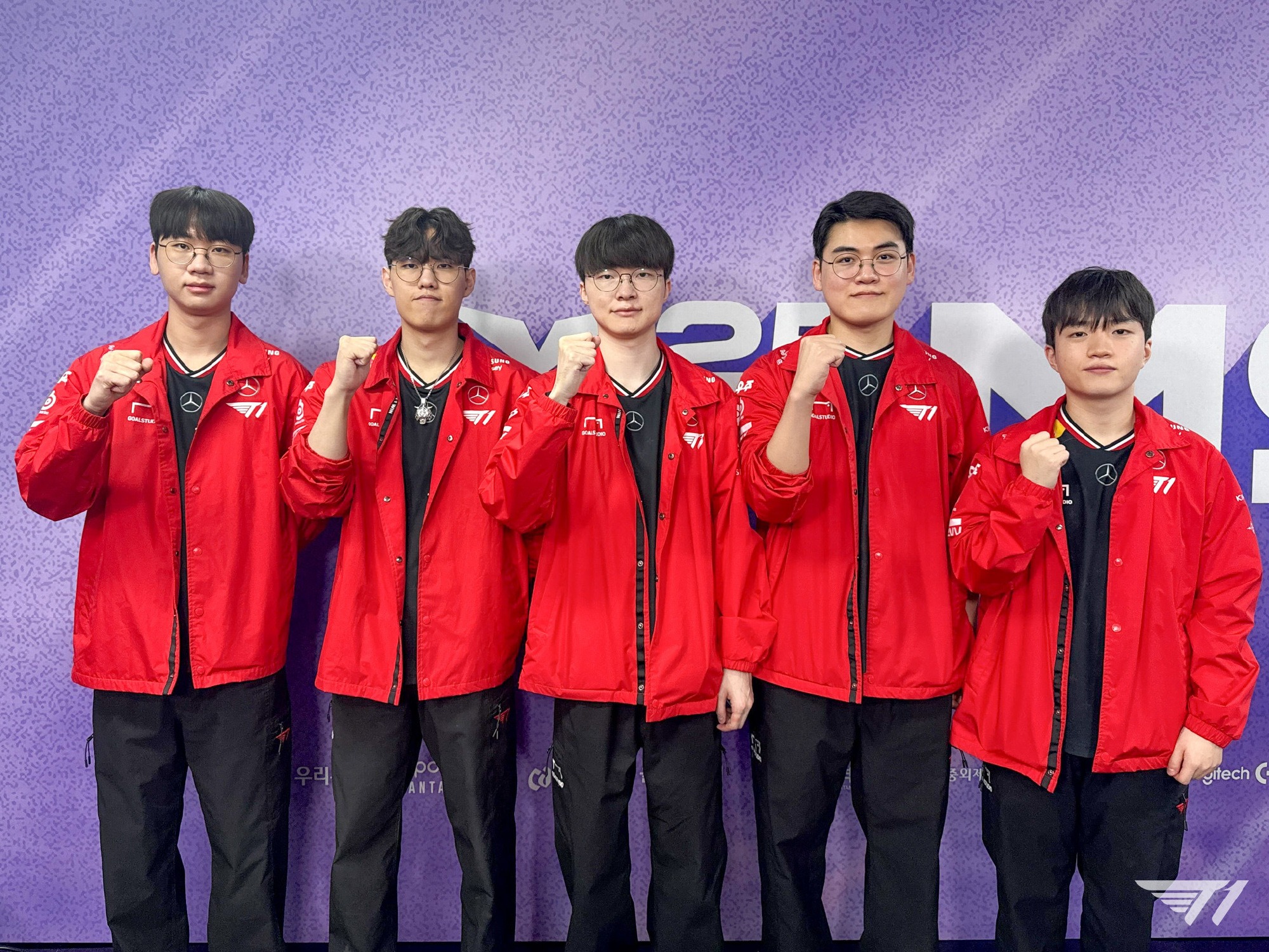 TSM力克GEN，Bin团战一打五强强对话2025世界赛，成为赛场最大亮点