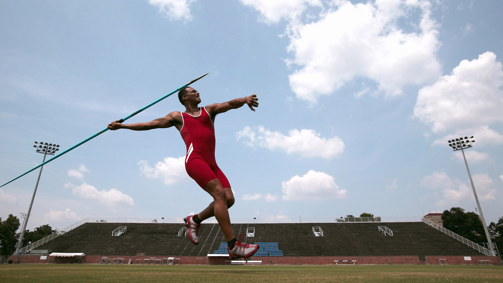 法兰西战车无情碾压波兰铁骑，19岁奇兵加维一锤定音