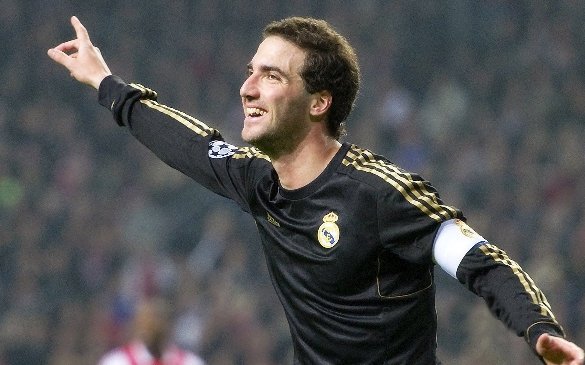 一球定江山！争冠夜米切尔的最后一舞点燃全场