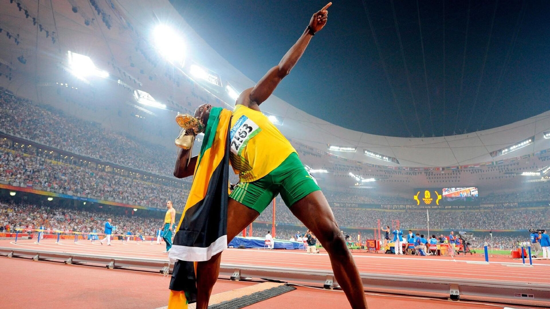 法比尼奥一锤定音！巴拉圭生死战绝境逢生，背后藏着多少不为人知的压力？