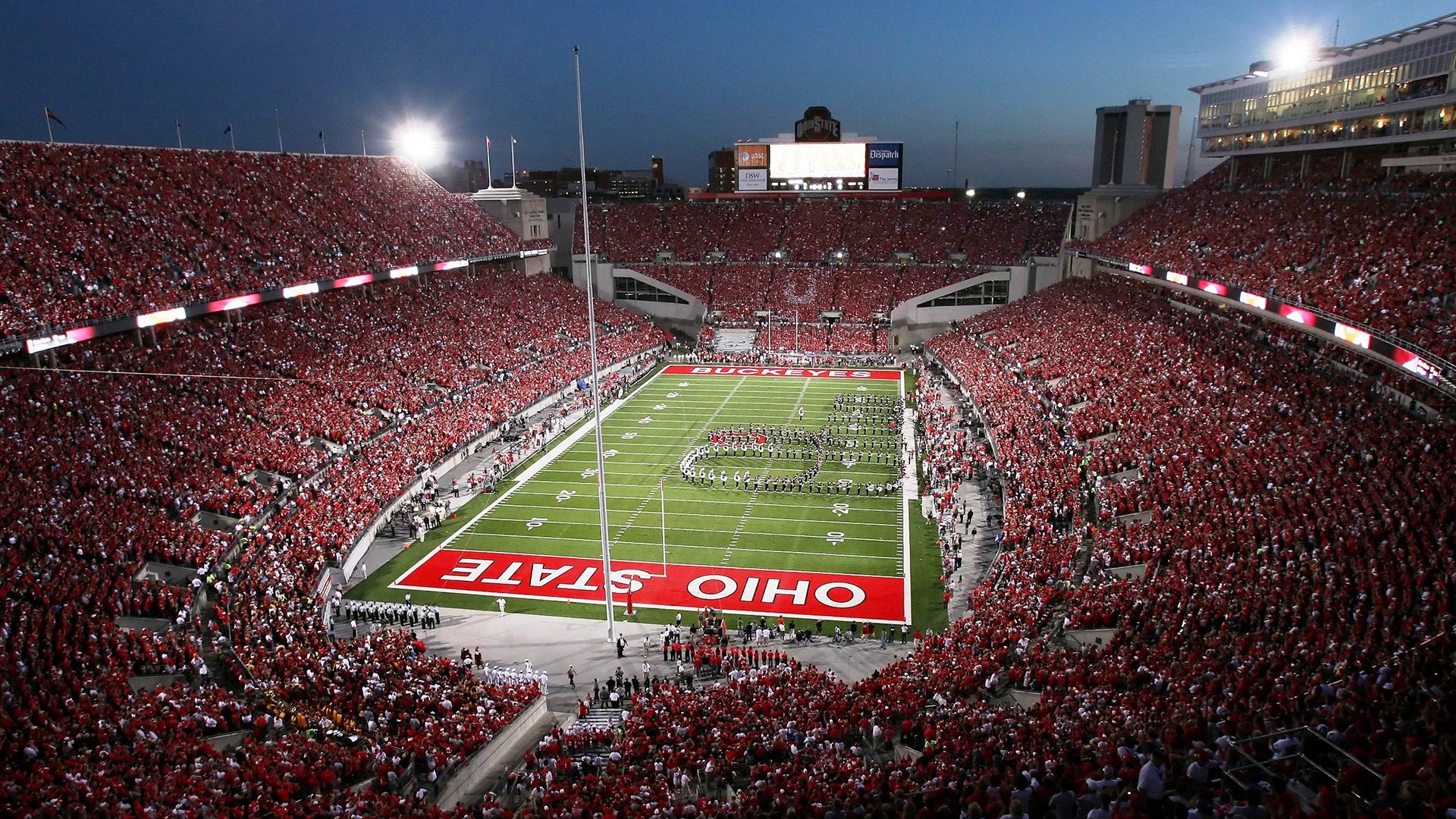 努涅斯戴帽与土耳其制裁，球场内外，一场关于存在感的权力游戏