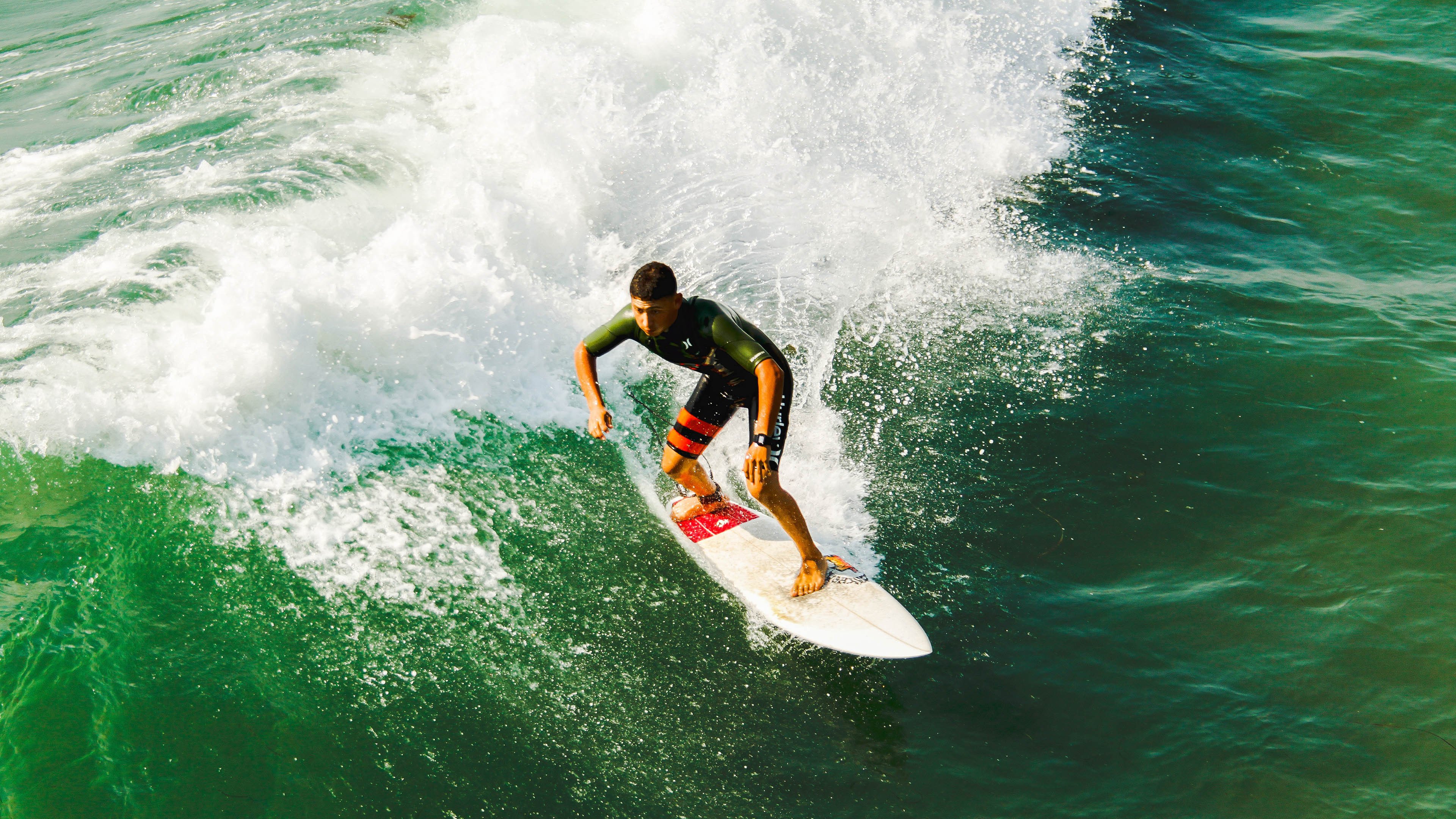 战术革命！日本队如何用二次元足球冲垮美国肌肉森林？