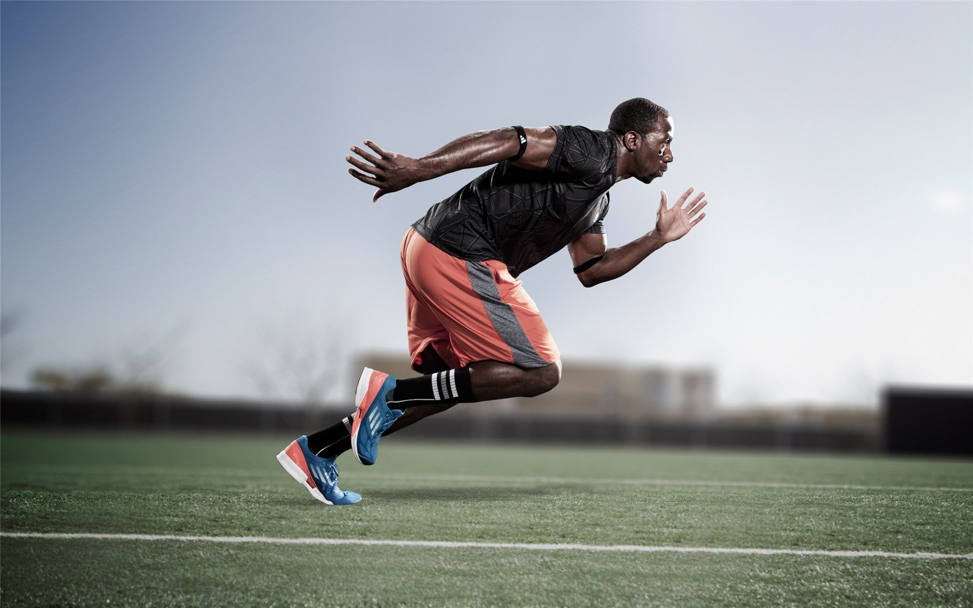 非洲雄狮怒吼永恒之城，苏亚雷斯一锤定音终结红狼神话